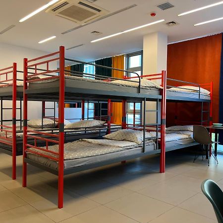 Hostel Fuchs Варшава Екстер'єр фото