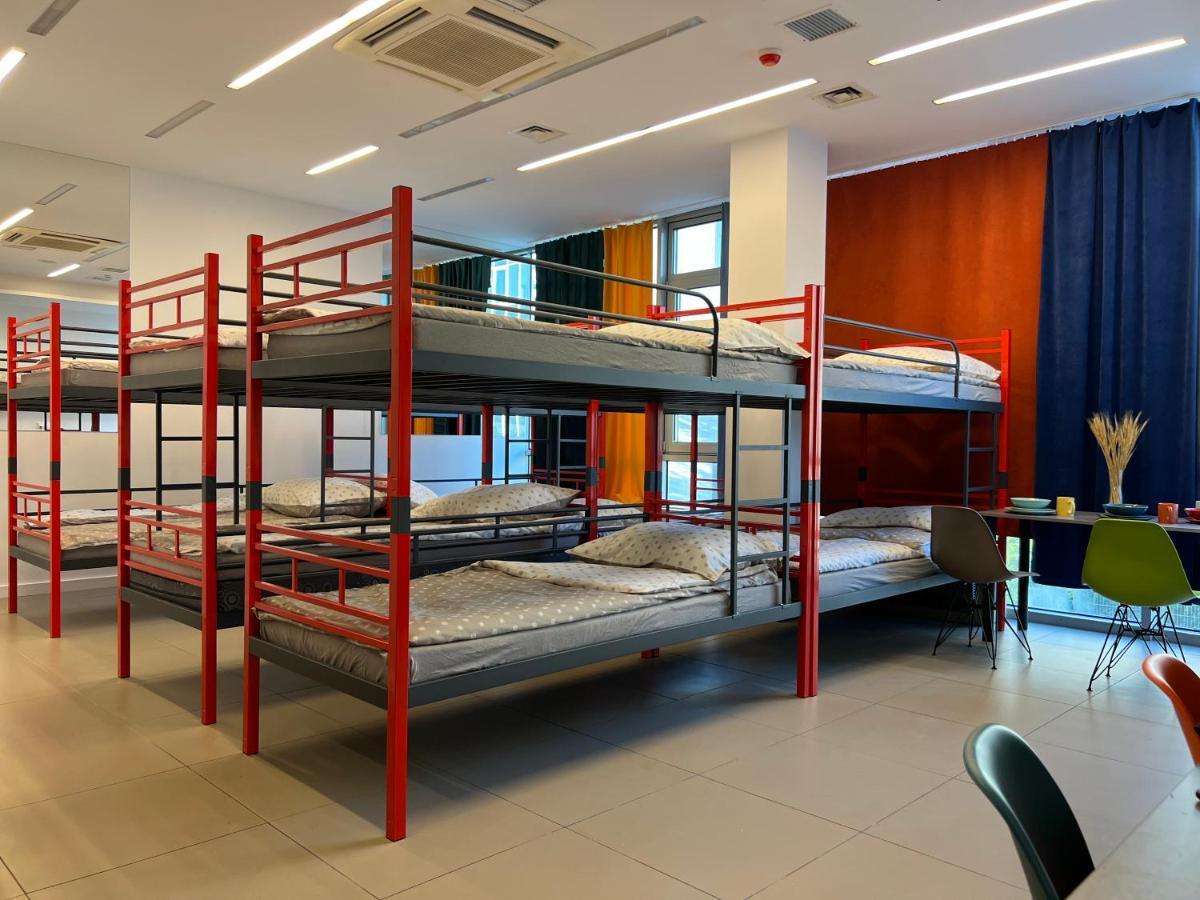 Hostel Fuchs Варшава Екстер'єр фото
